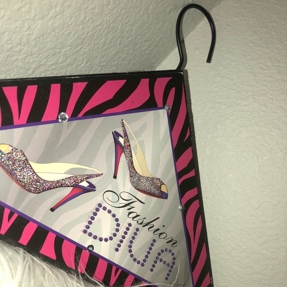 Fashion Diva Decoration Hanger